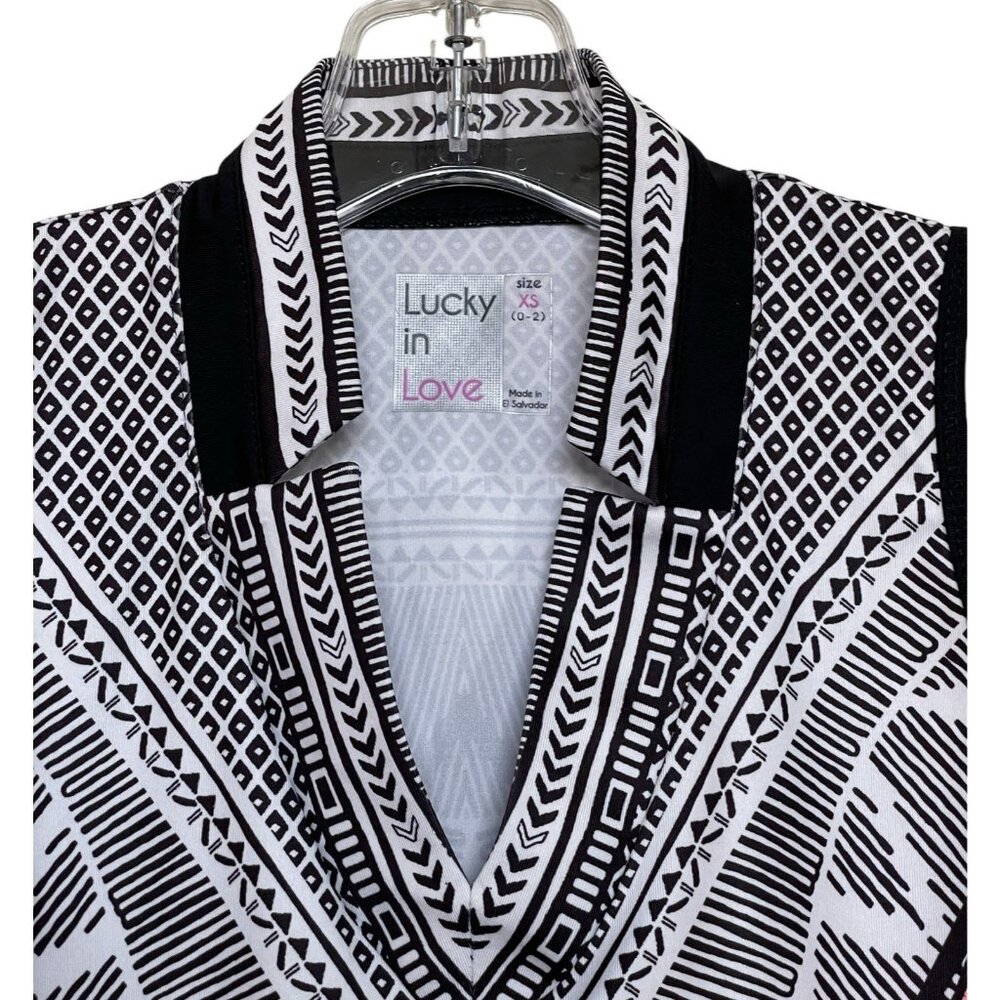 Lucky In Love Golf Tank Top‎ Womens Size XS Black Pink Geometric V Neck - Picture 2 of 5